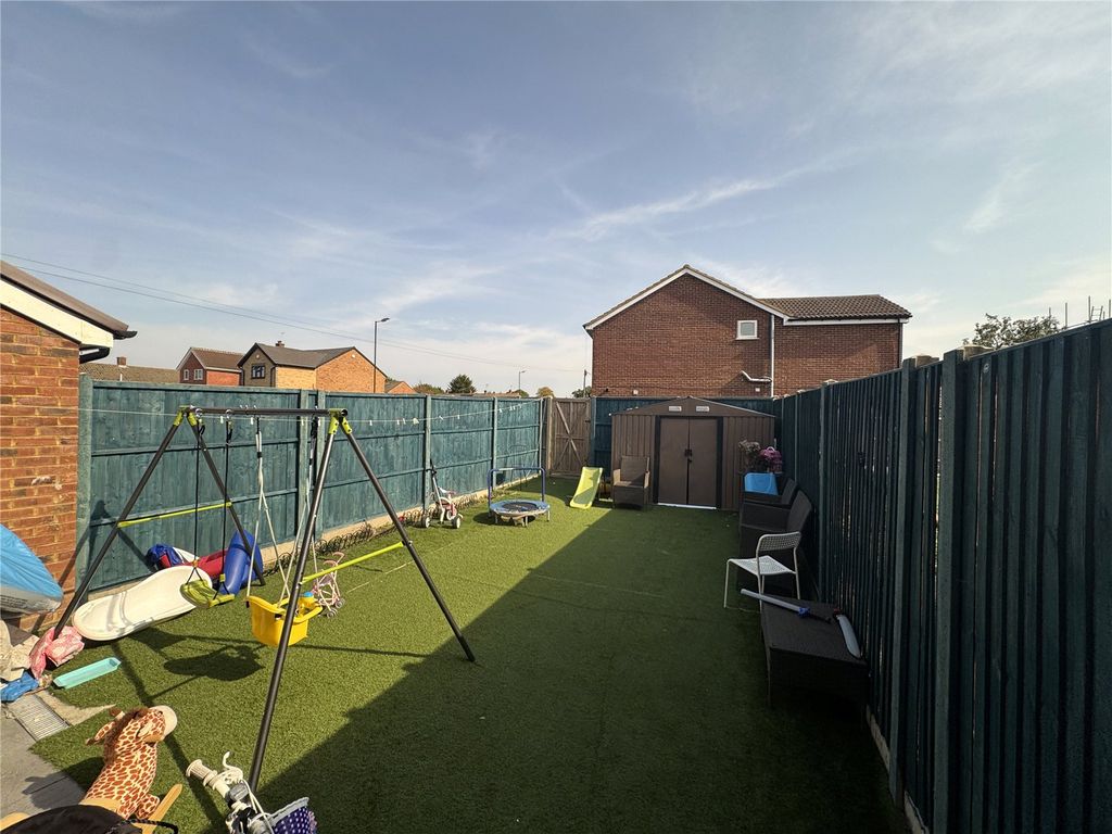 Property photo 1 of 3 Picture No. 02