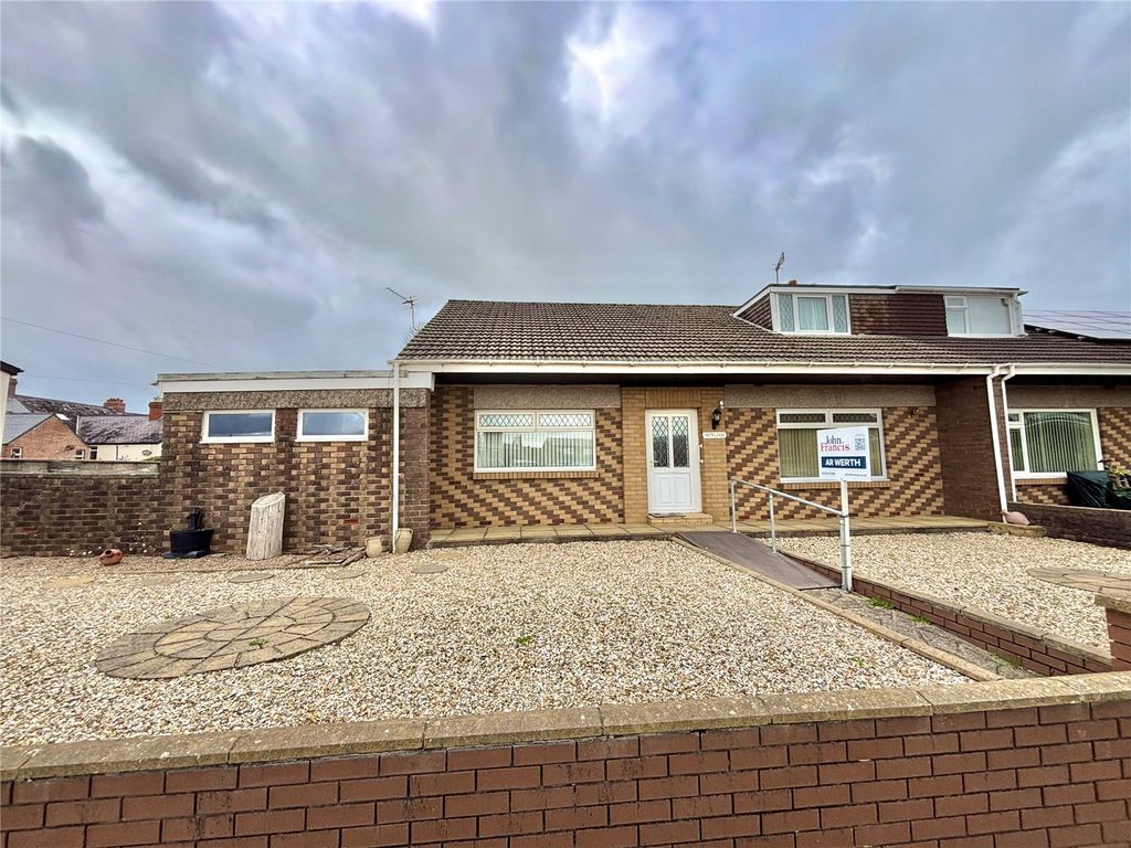 Property photo 1 of 24 Picture No. 40