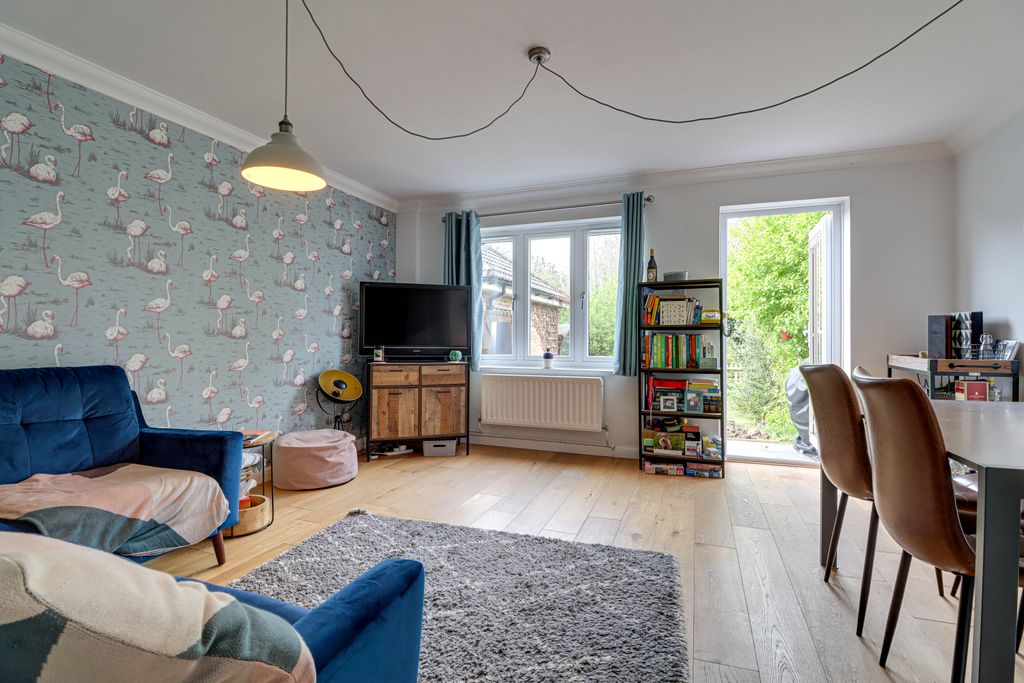 Property photo 2 of 16 Lounge/Diner