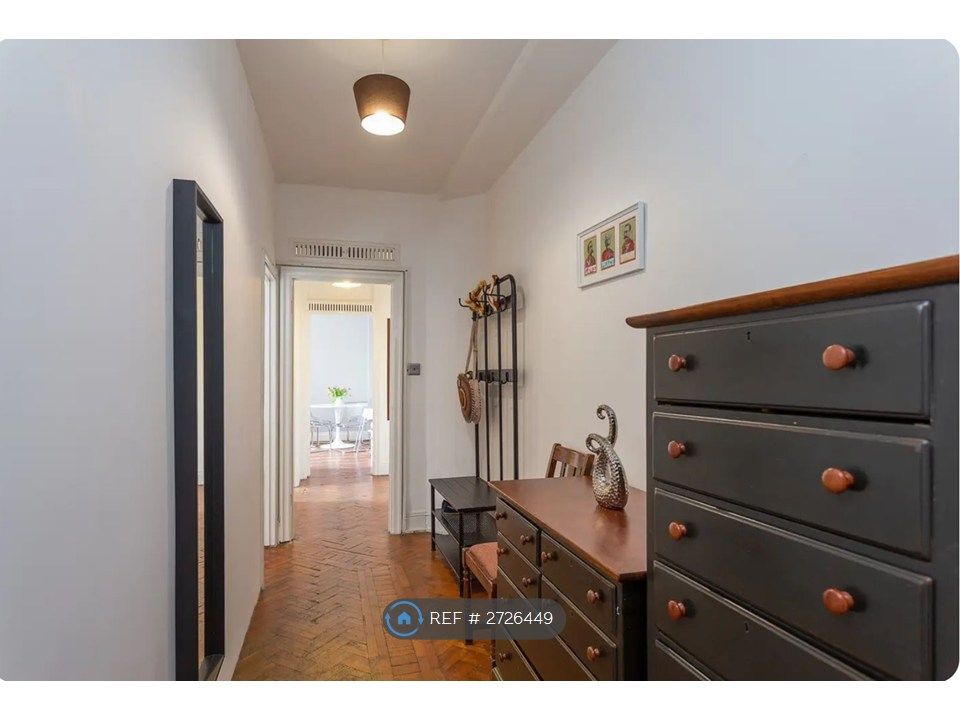 Property photo 2 of 12 Hallway