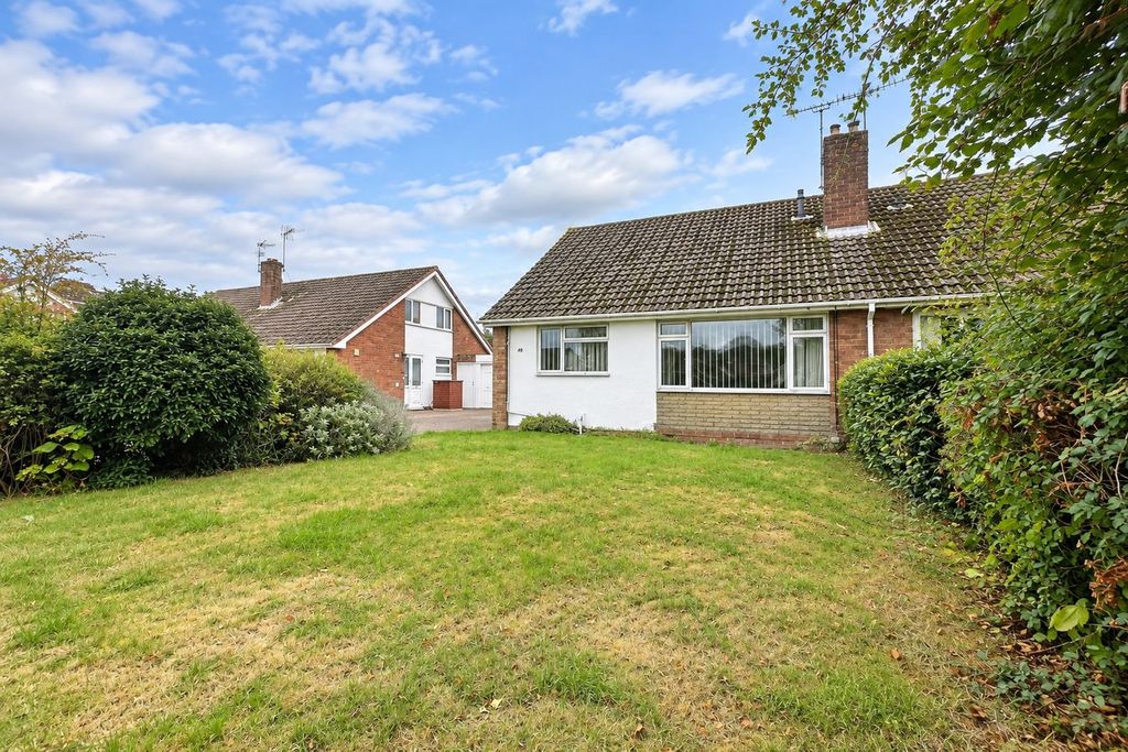 Property photo 2 of 12