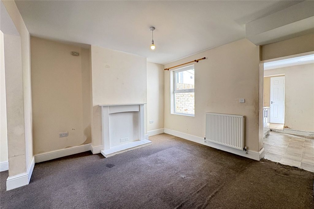 Property photo 3 of 11 Picture No. 10