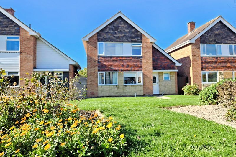 Property photo 1 of 14 Front