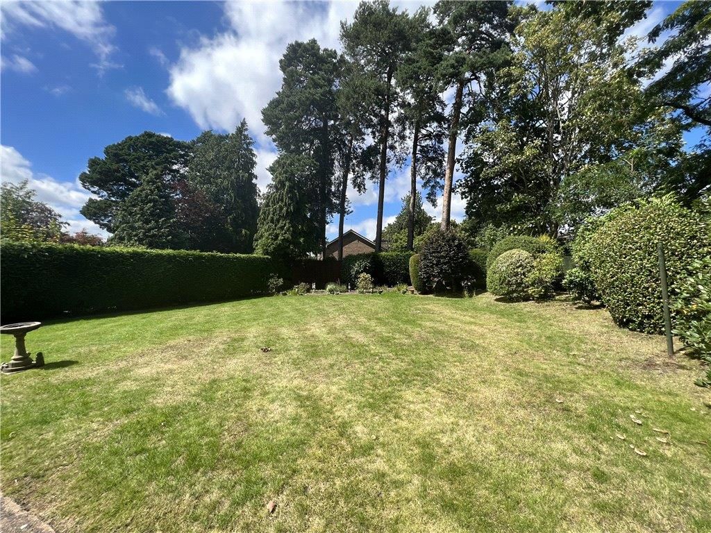 Property photo 2 of 15 Picture No. 20