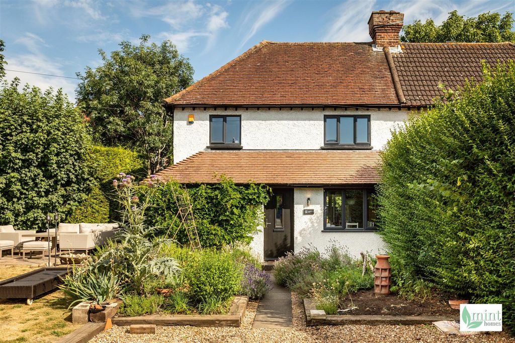 Property photo 1 of 25 St Georges Road - Watermark-26.Jpg