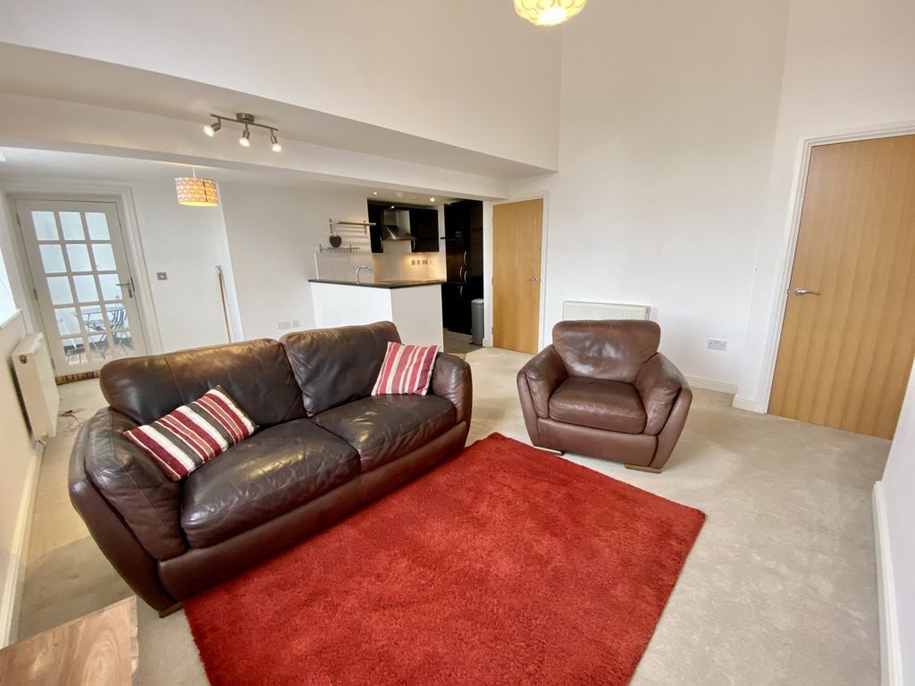 Property photo 3 of 14 Picture 3