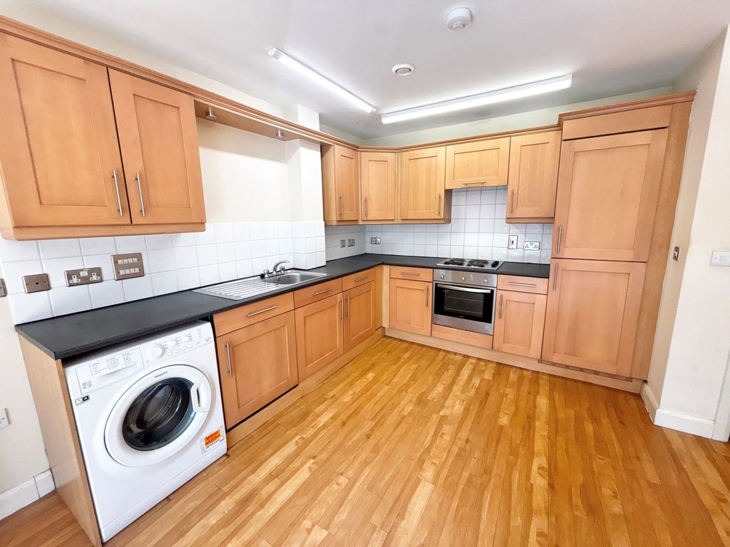 Property photo 1 of 8 Kitchen
