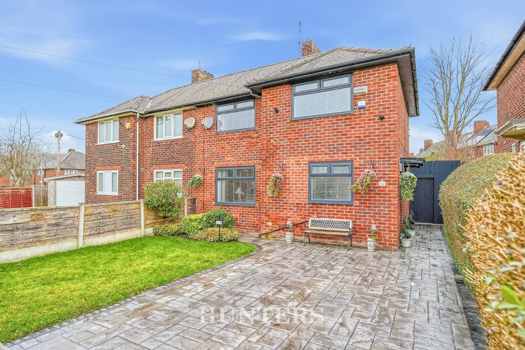 Property photo 2 of 20 White Moss Road (28).Jpg