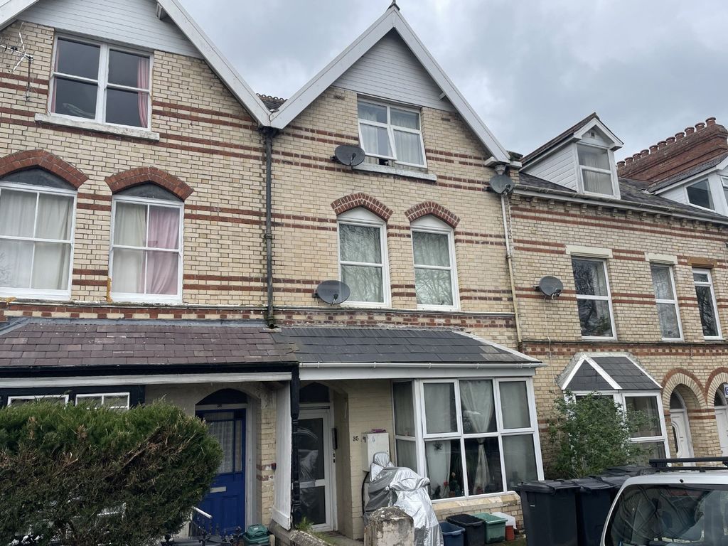 Property photo 1 of 1