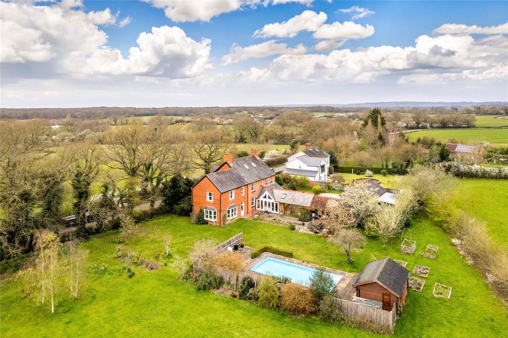 Property photo 1 of 20 Arial 2