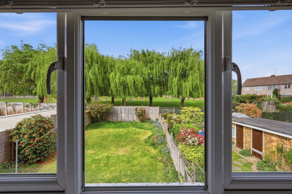 Property photo 3 of 26