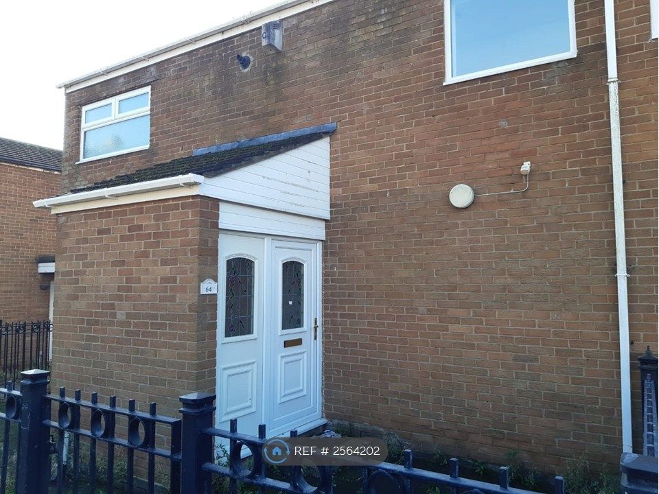 Property photo 3 of 26 Outside 3