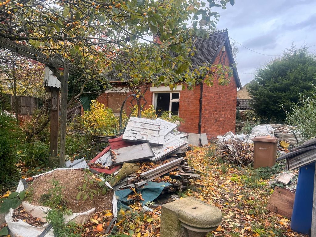 Property photo 1 of 8