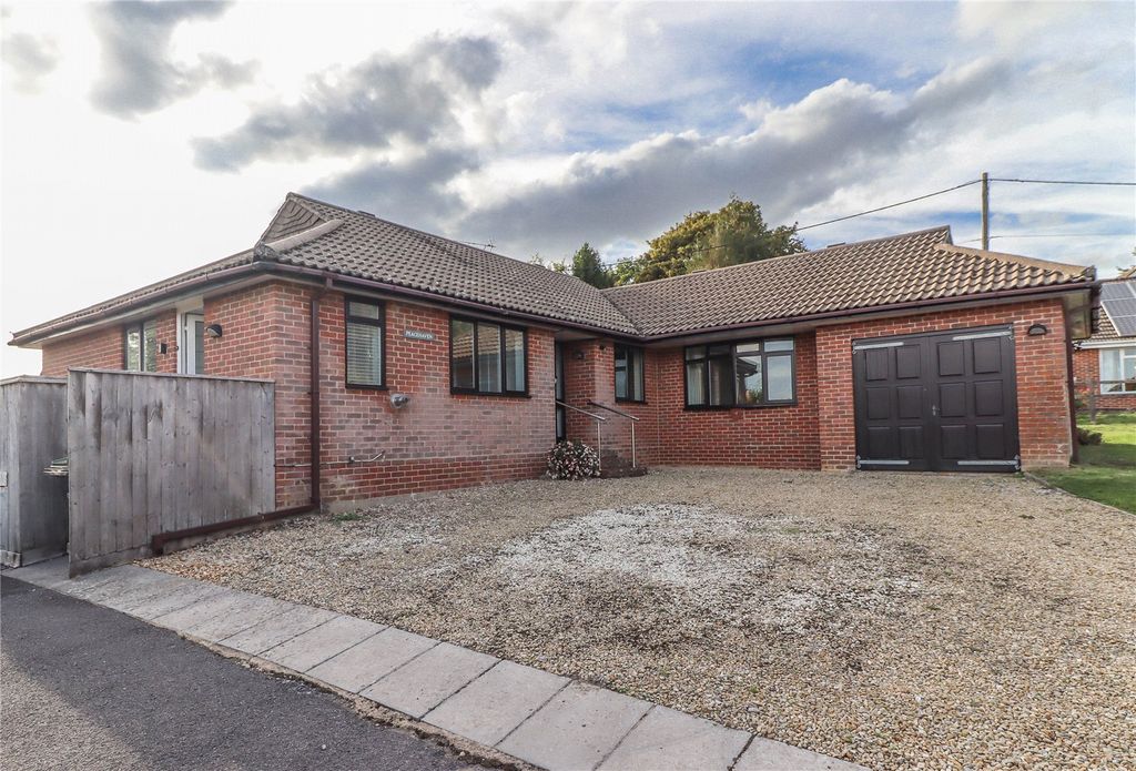 Property photo 1 of 17 Picture No. 25