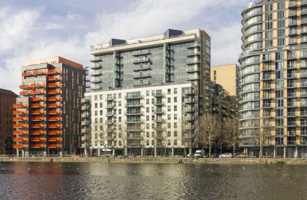 Property photo 1 of 5