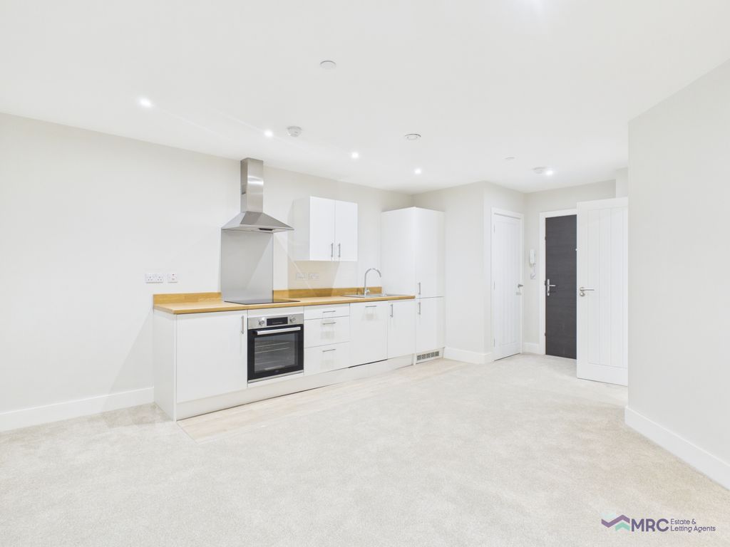 Property photo 1 of 7 Luxury New-Build One Bedroom Apartment In Hull City Centre