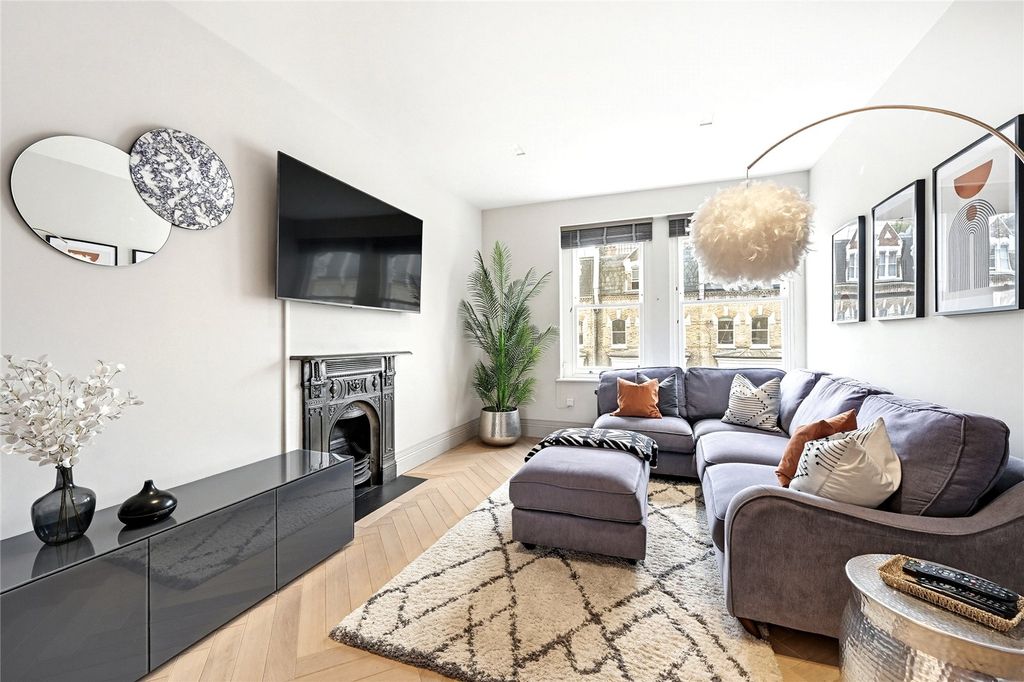 Property photo 1 of 15 Reception Room