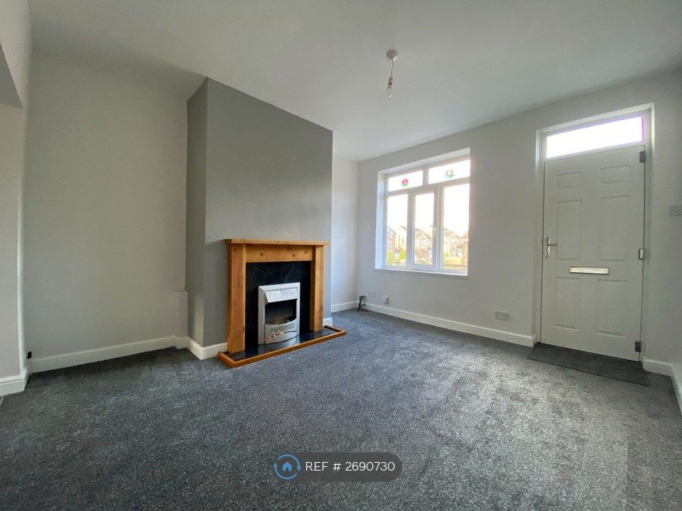 Property photo 2 of 18 Living Room View 1