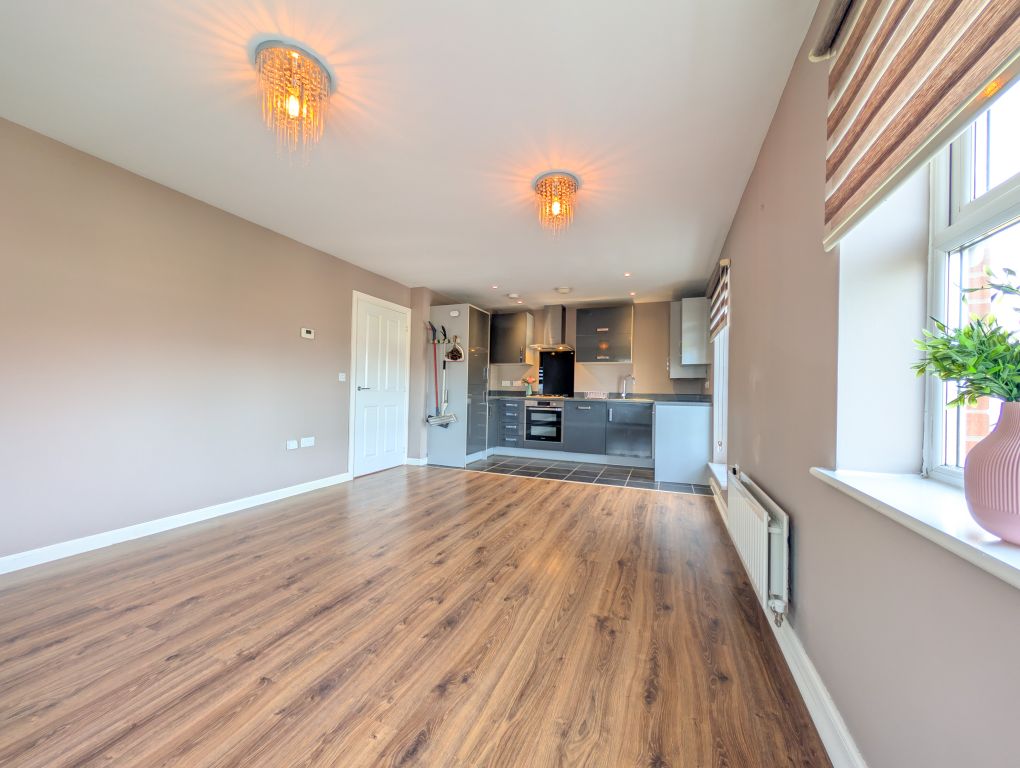 Property photo 2 of 29