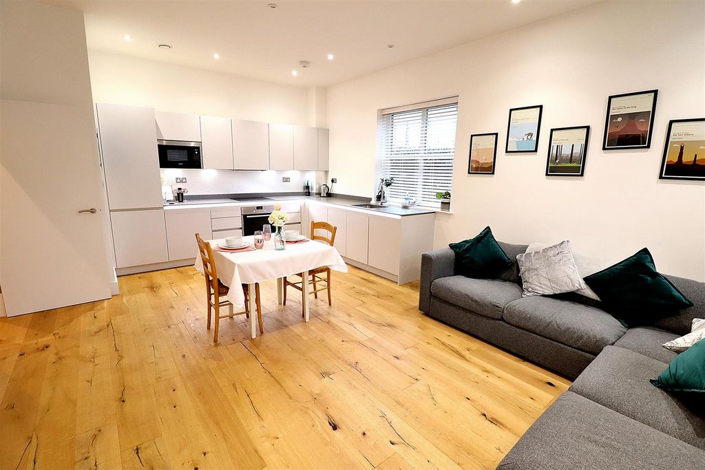 Property photo 2 of 6 Img_0679.Jpg