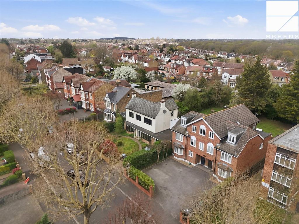 Property photo 3 of 3 006_Dji_20250809105246_0086_d_Reedit_336B3463.Jpg