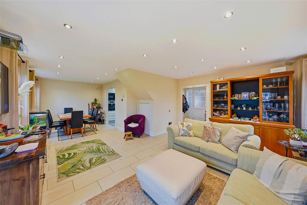 Property photo 3 of 22 Photos--6.Jpg