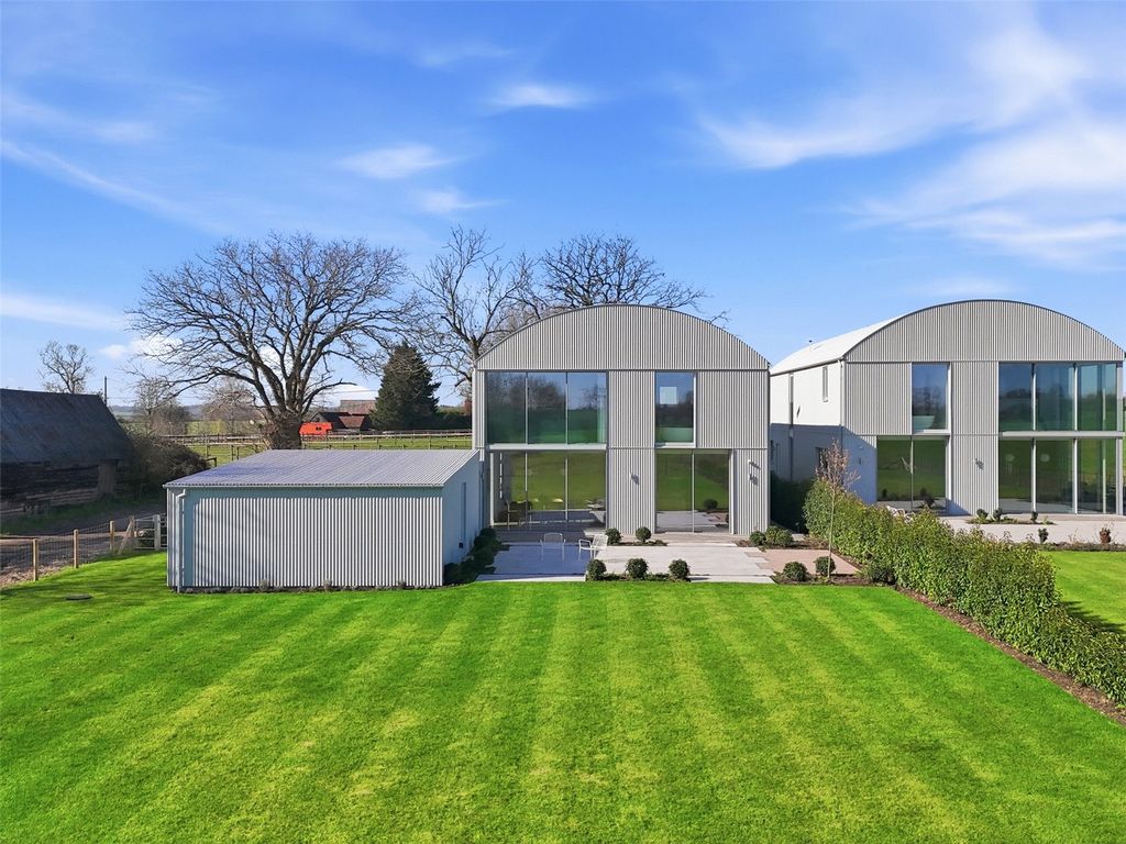 Property photo 1 of 22 Rear Aspect