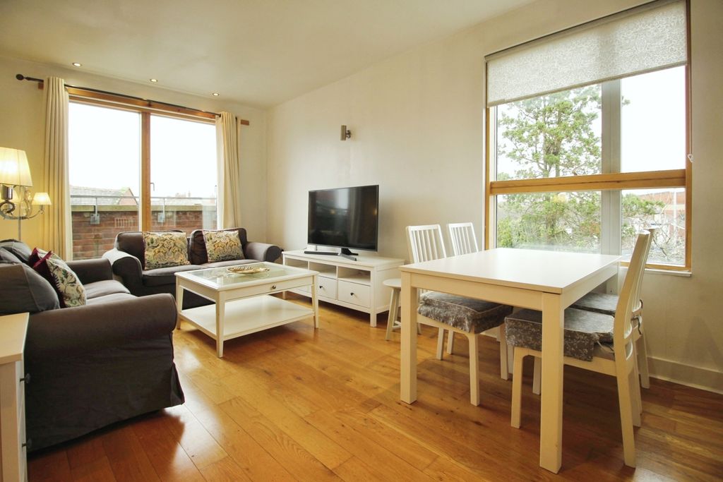 Property photo 3 of 15 Picture No. 04