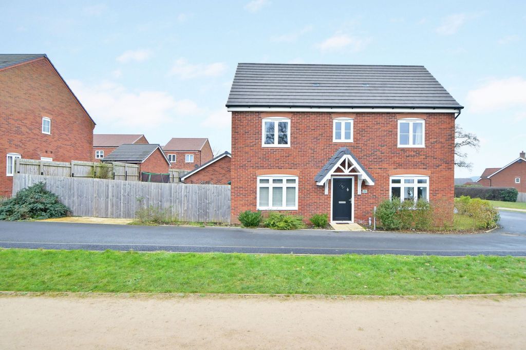 Property photo 1 of 22