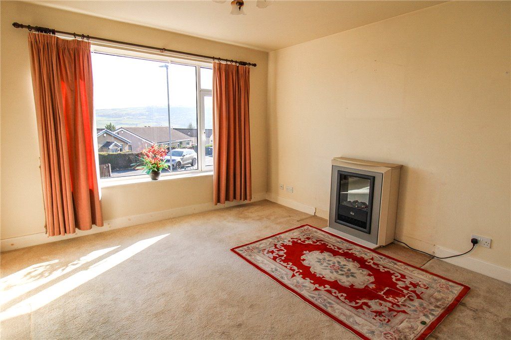 Property photo 2 of 9 Sitting Room