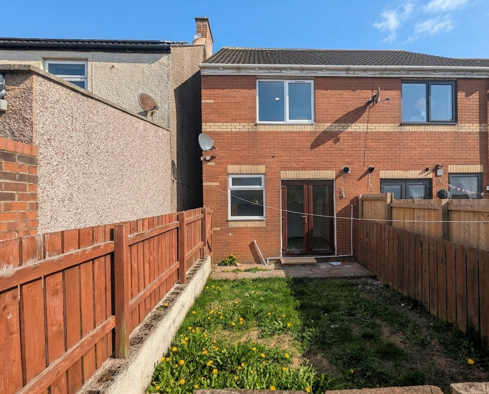 Property photo 2 of 13