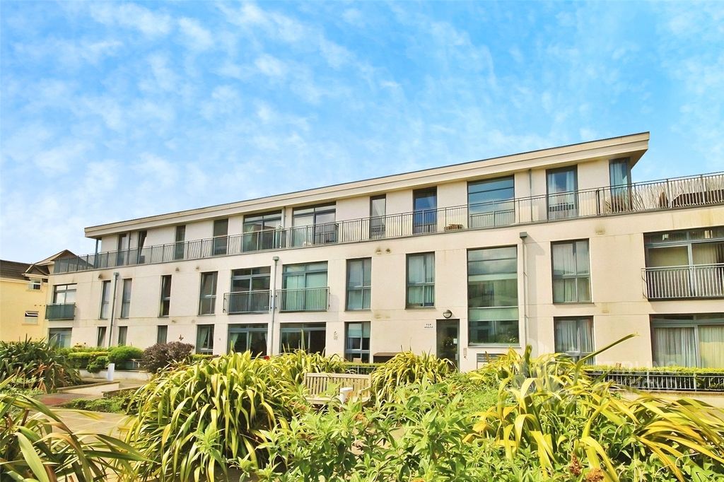 Property photo 1 of 6 Exterior