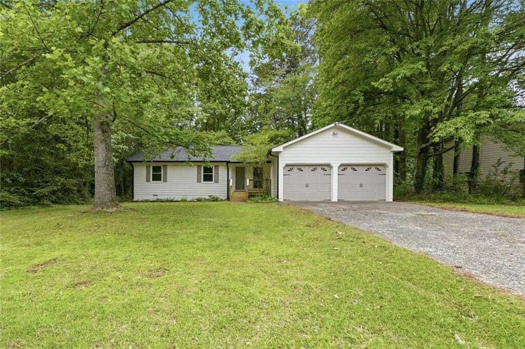 Property photo 1 of 27