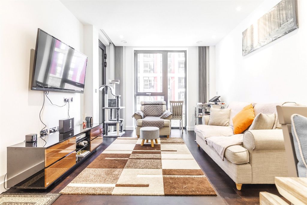 Property photo 3 of 22 Picture No. 03