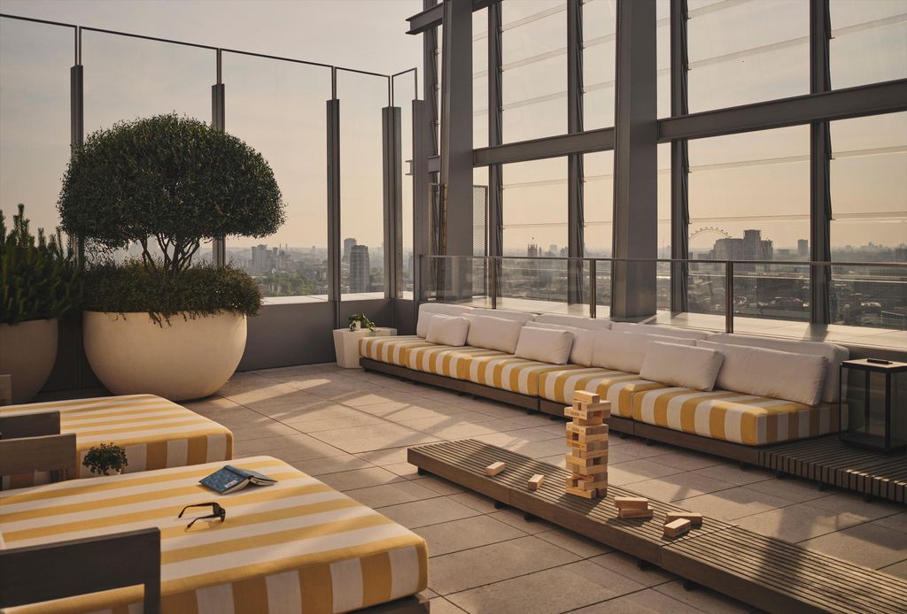 Property photo 3 of 20 Image