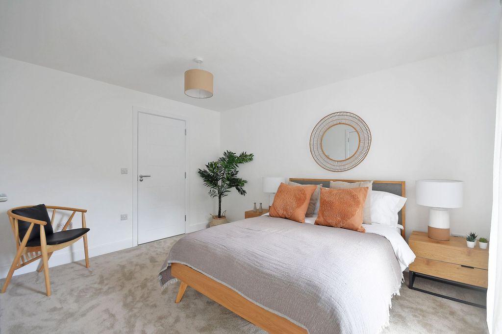 Property photo 3 of 14 Example Bedroom