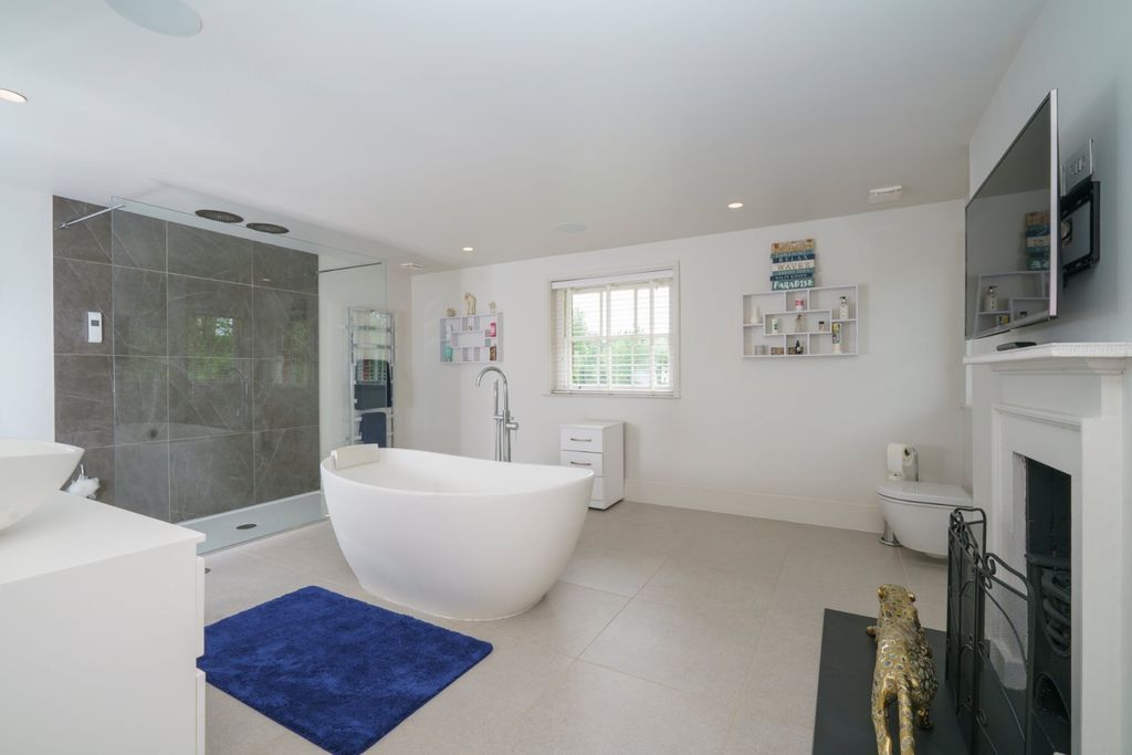 Additional image 13 of 6 bed detached house for saleAckleton, Shropshire WV6