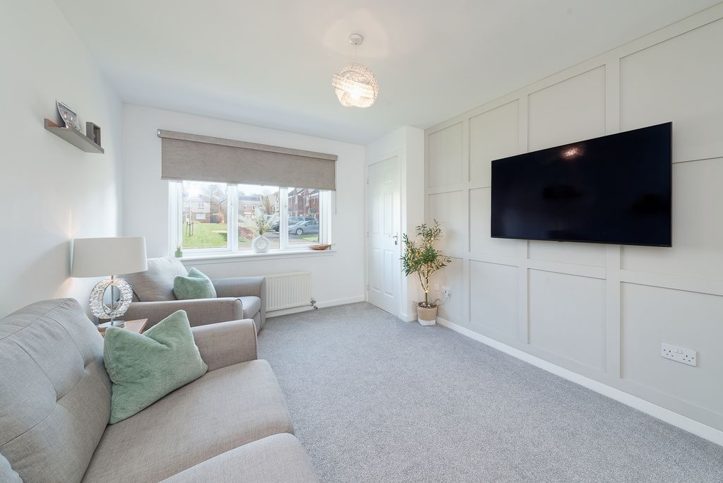 Property photo 2 of 12 Property Image 2