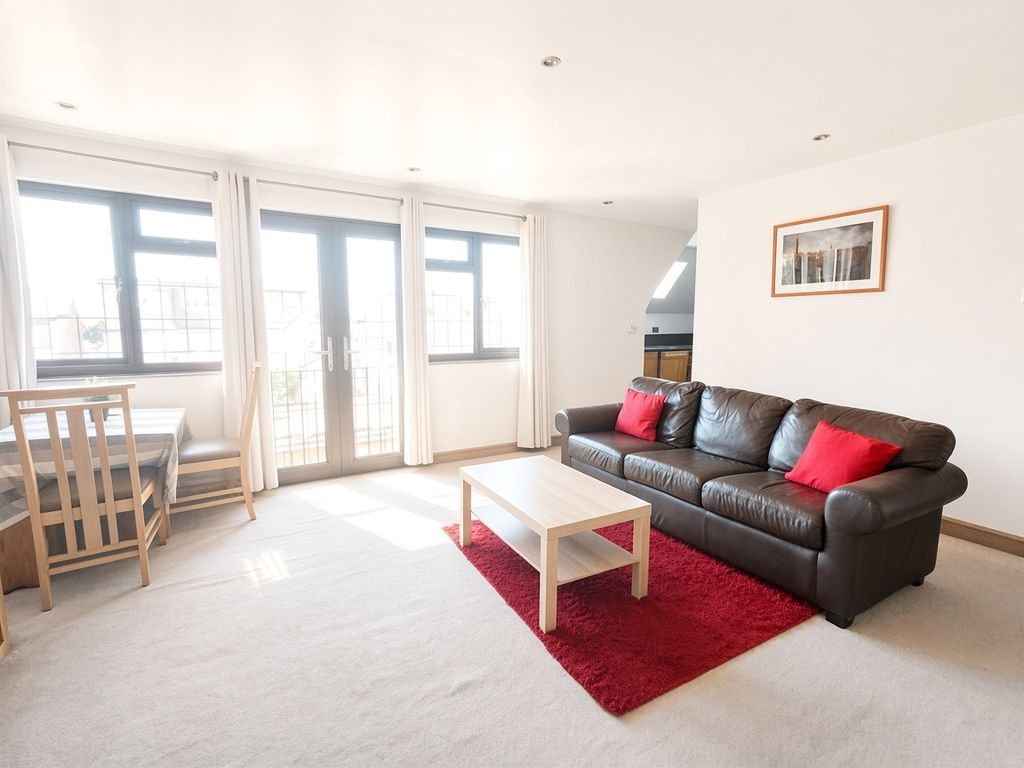 Property photo 1 of 6