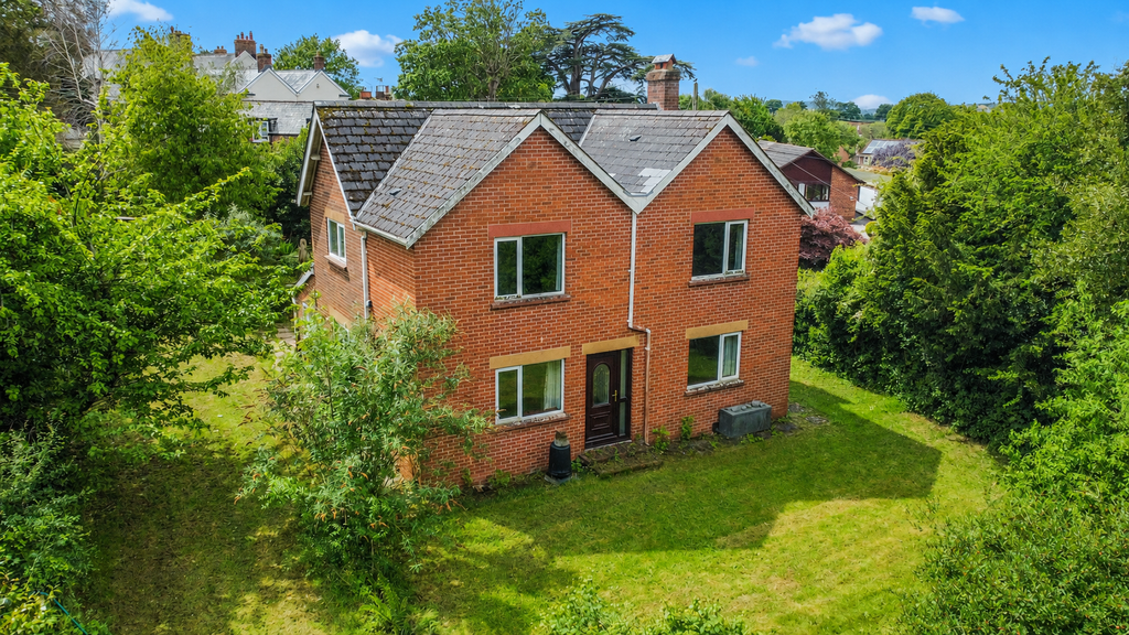 Property photo 1 of 24