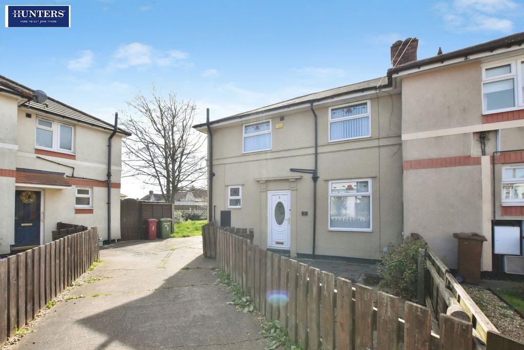 Property photo 1 of 14 Front