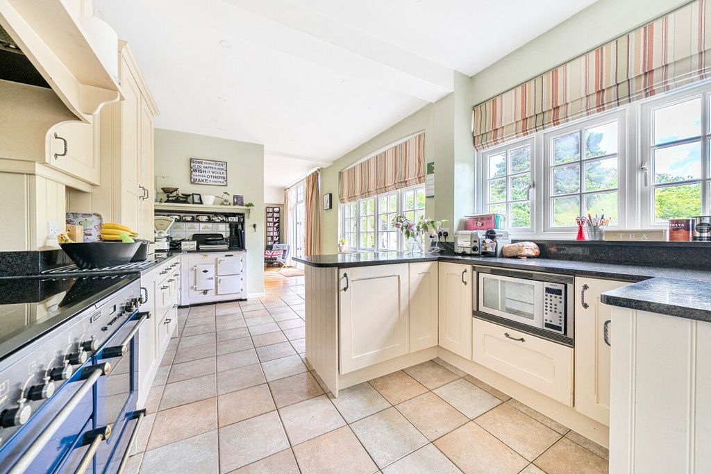 Property photo 2 of 31 Picture No. 08