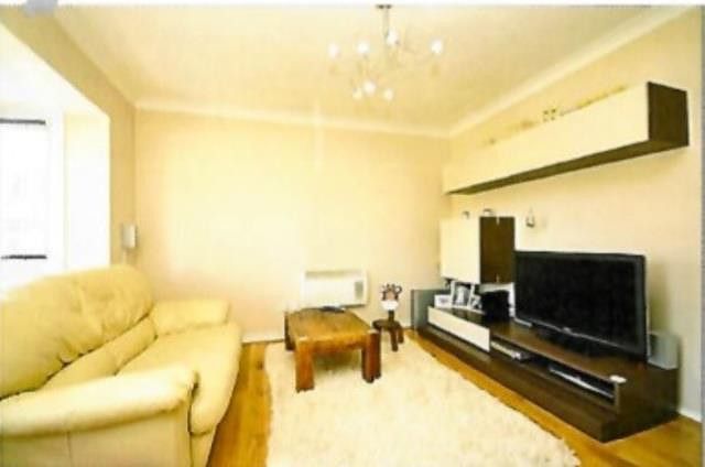 Property photo 3 of 5 Lounge