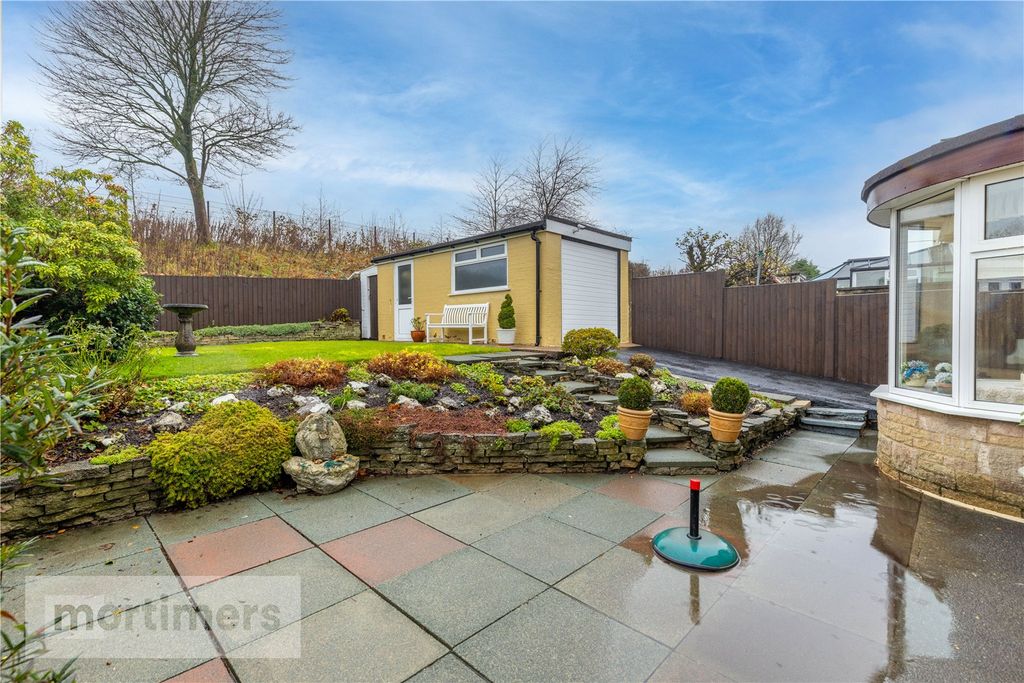 Property photo 3 of 22 Garden