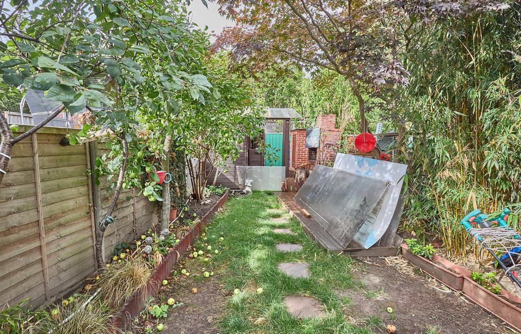 Property photo 3 of 12 Outside