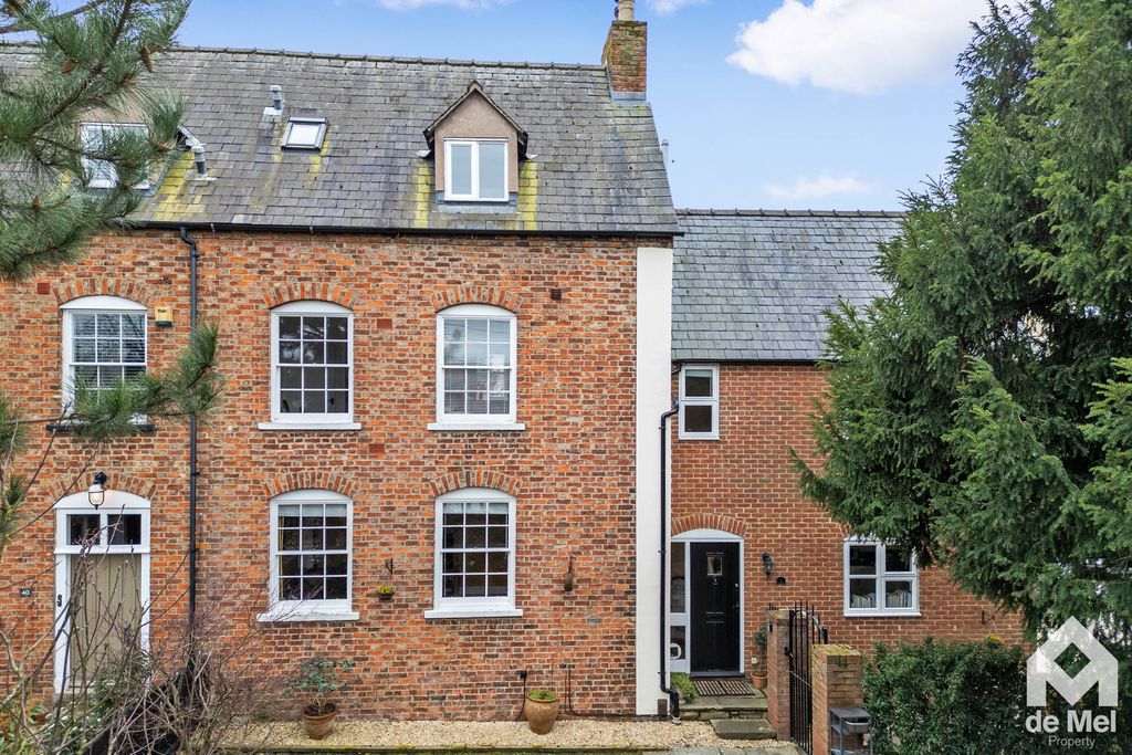 Property photo 1 of 22 Photo 2