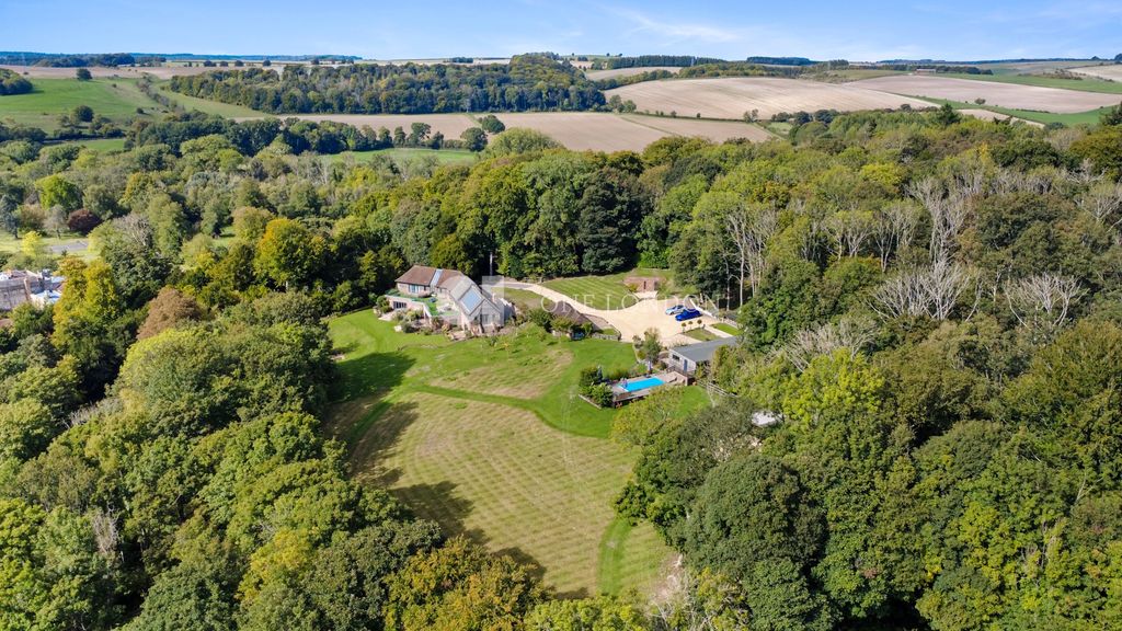 Property photo 1 of 26