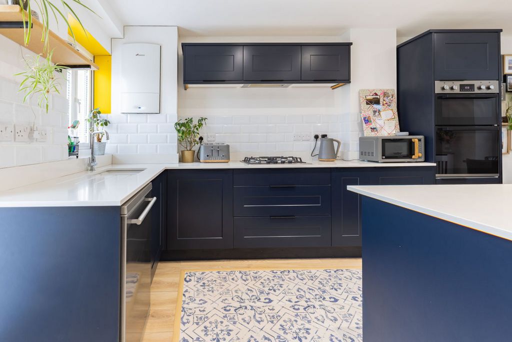 Property photo 2 of 23