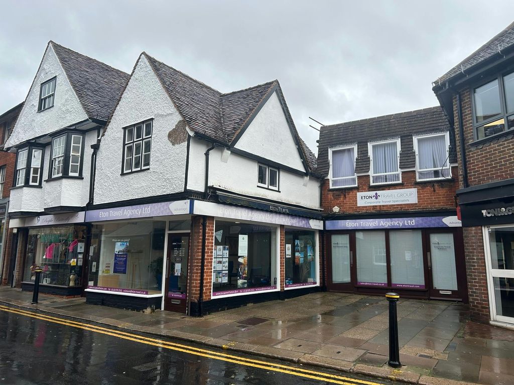 Property photo 3 of 9 18.Jpg