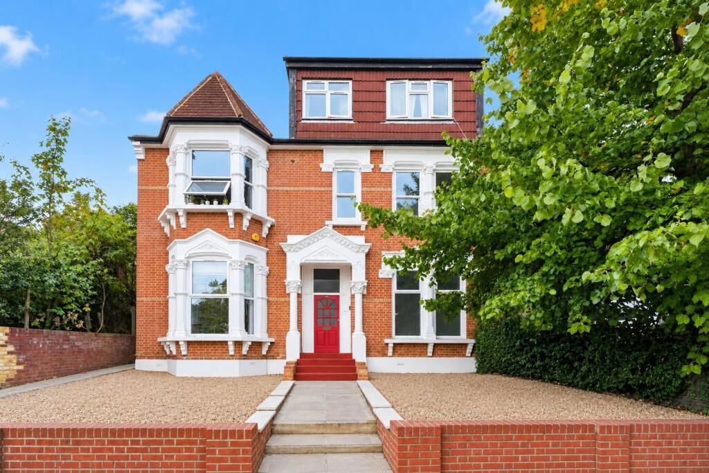 Property photo 1 of 12